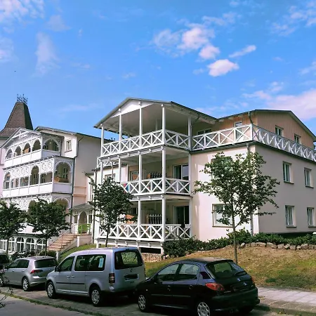 Apartament Inselliebe Ruegen Inkl Sauna Und 3h Taeglich Eintritt Ahoi Schwimmbad *