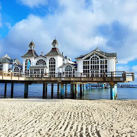 아파트 Inselliebe Ruegen Inkl Sauna Und 3h Taeglich Eintritt Ahoi Schwimmbad Sellin (Rugen)
