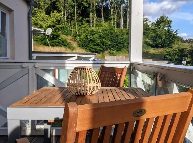 Inselliebe Ruegen Inkl Sauna Und 3h Taeglich Eintritt Ahoi Schwimmbad *