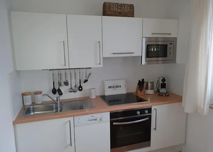 Inselliebe Ruegen Inkl Sauna Und 3h Taeglich Eintritt Ahoi Schwimmbad Зеллин